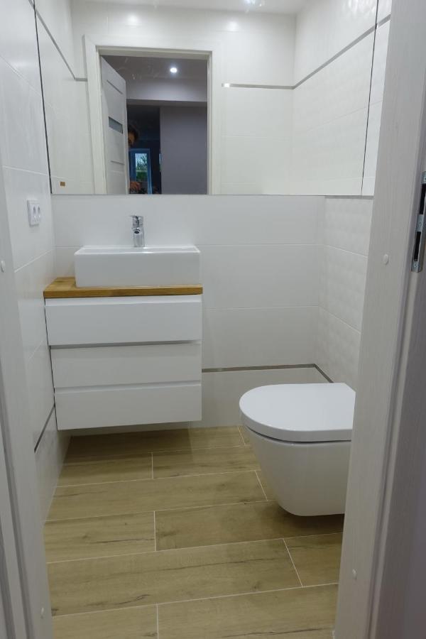 Three Rooms Apartment Krakow Luaran gambar