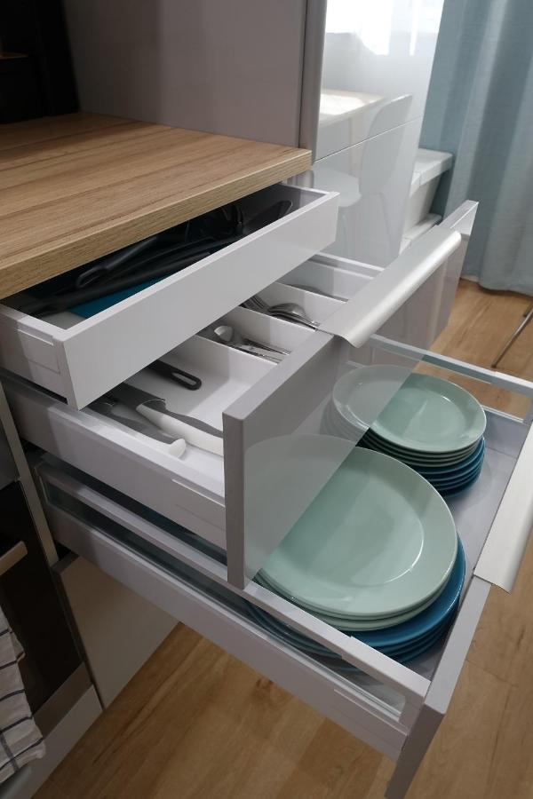 Three Rooms Apartment Krakow Luaran gambar